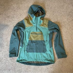 Mountain Hardwear GoreTex Jacket